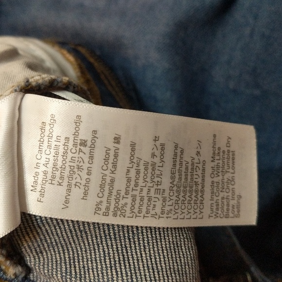 #706J. CREW 10" High Rise Skinny Women's Jeans with Raw Hem. Medium Wash. 30 - Picture 7 of 10